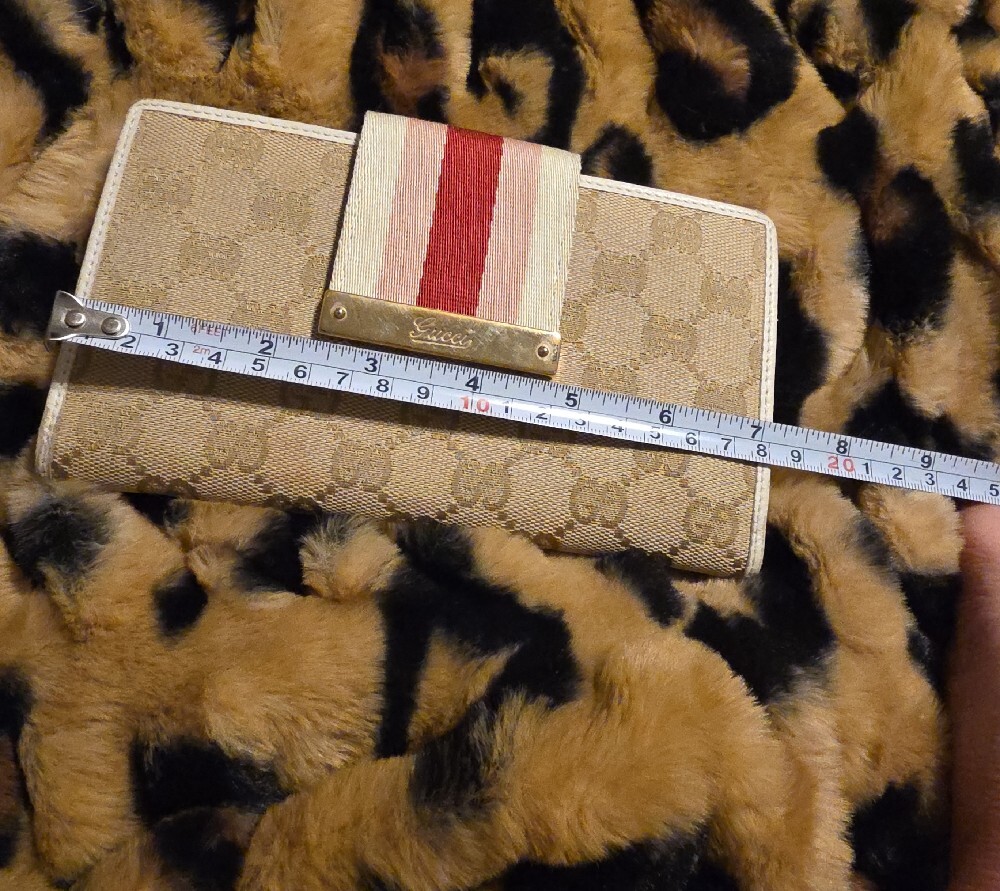 Gucci Beige GG Canvas Wallet with Red and White Center Stripe - Picture 9 of 10
